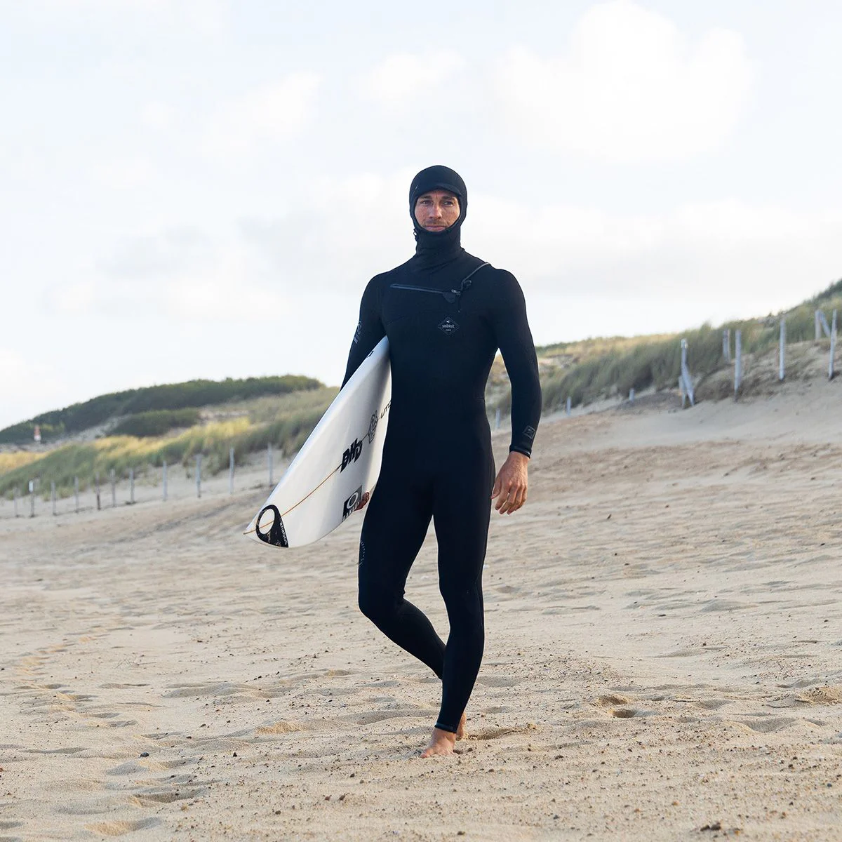 Sooruz FIGHTER Hooded 4/3 Fullsuit Chest Zip - Black - Image 6