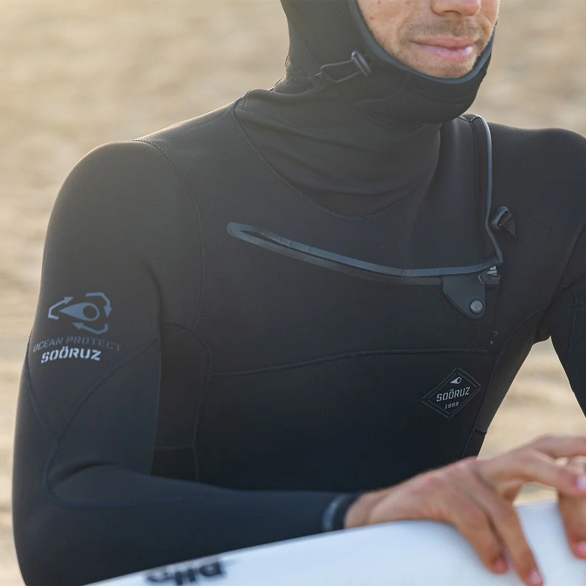 Sooruz FIGHTER Hooded 4/3 Fullsuit Chest Zip - Black - Image 8